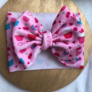 Valentines Love cupcakes head-wraps Bow
